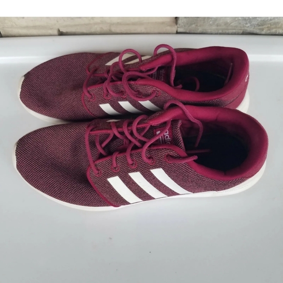 Adidas HWA 1Y3001 Womans red White Cloudfoam Running Shoe/ Sneaker Sz 9.5 LV Fem - Picture 2 of 10